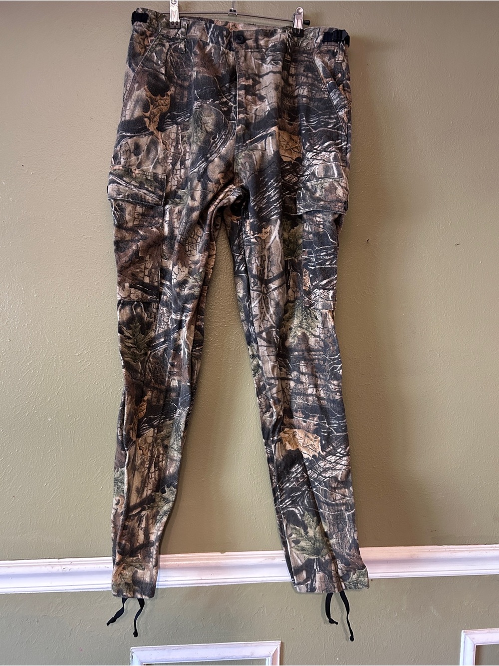 Men's Camo Hunting Cargo Pants - Green/Brown Guide Gear